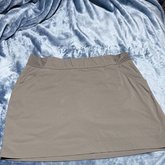 Columbia Women's Skort XL gray hiking athletic skort outdoor light weight - Picture 5 of 5